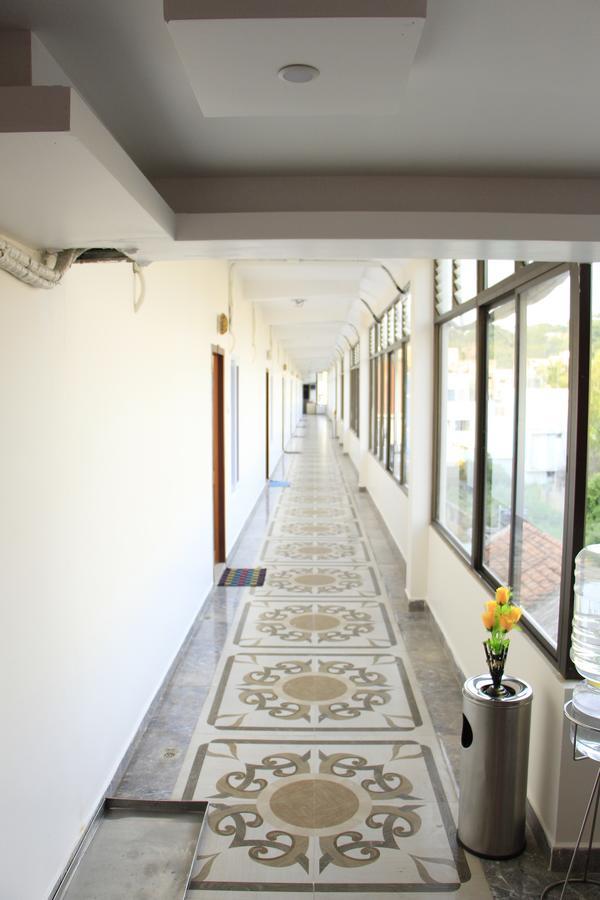 Sri Sarvesha Residency Temple View Hotel Tiruvannamalai Exterior photo